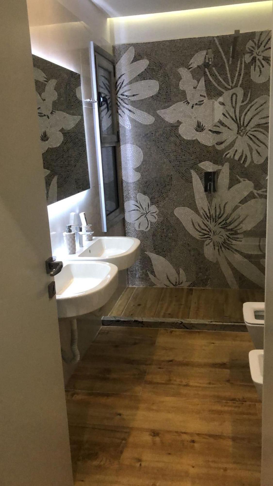 Appartamento Kreilux Valona Vlorë Esterno foto